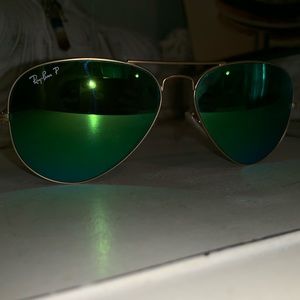 Green Flash Lense Polarized Rayban Aviators